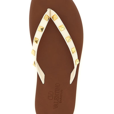 Valentino Garavani Thong Rockstud Sandals
