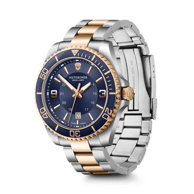 Victorinox Maverick Silver Stainless Steel Men 43mm