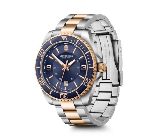 Victorinox Maverick Silver Stainless Steel Men 43mm