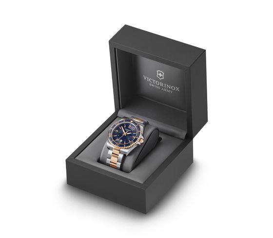 Victorinox Maverick Silver Stainless Steel Men 43mm
