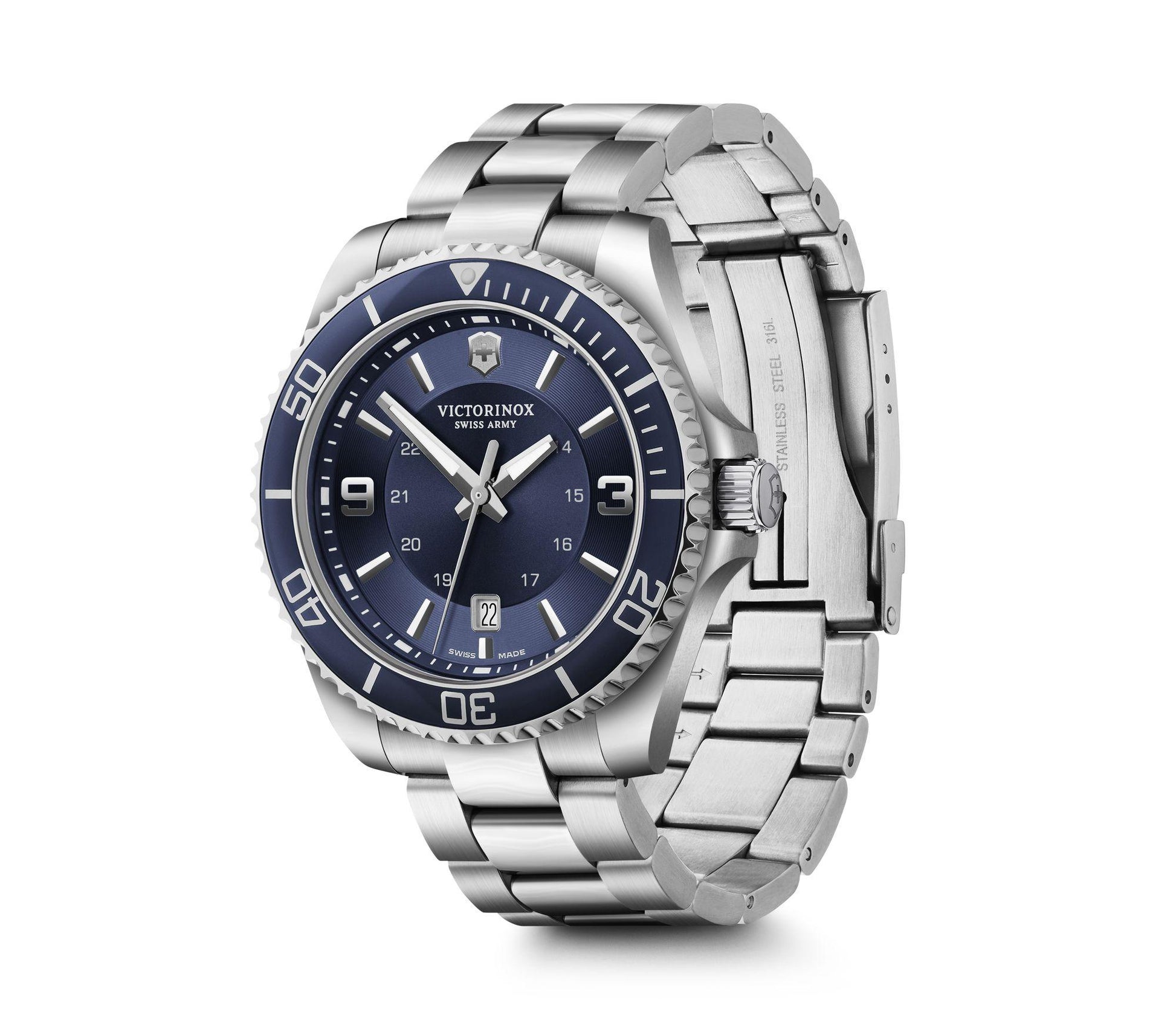 Victorinox Maverick Large Blue Dial Men 43mm