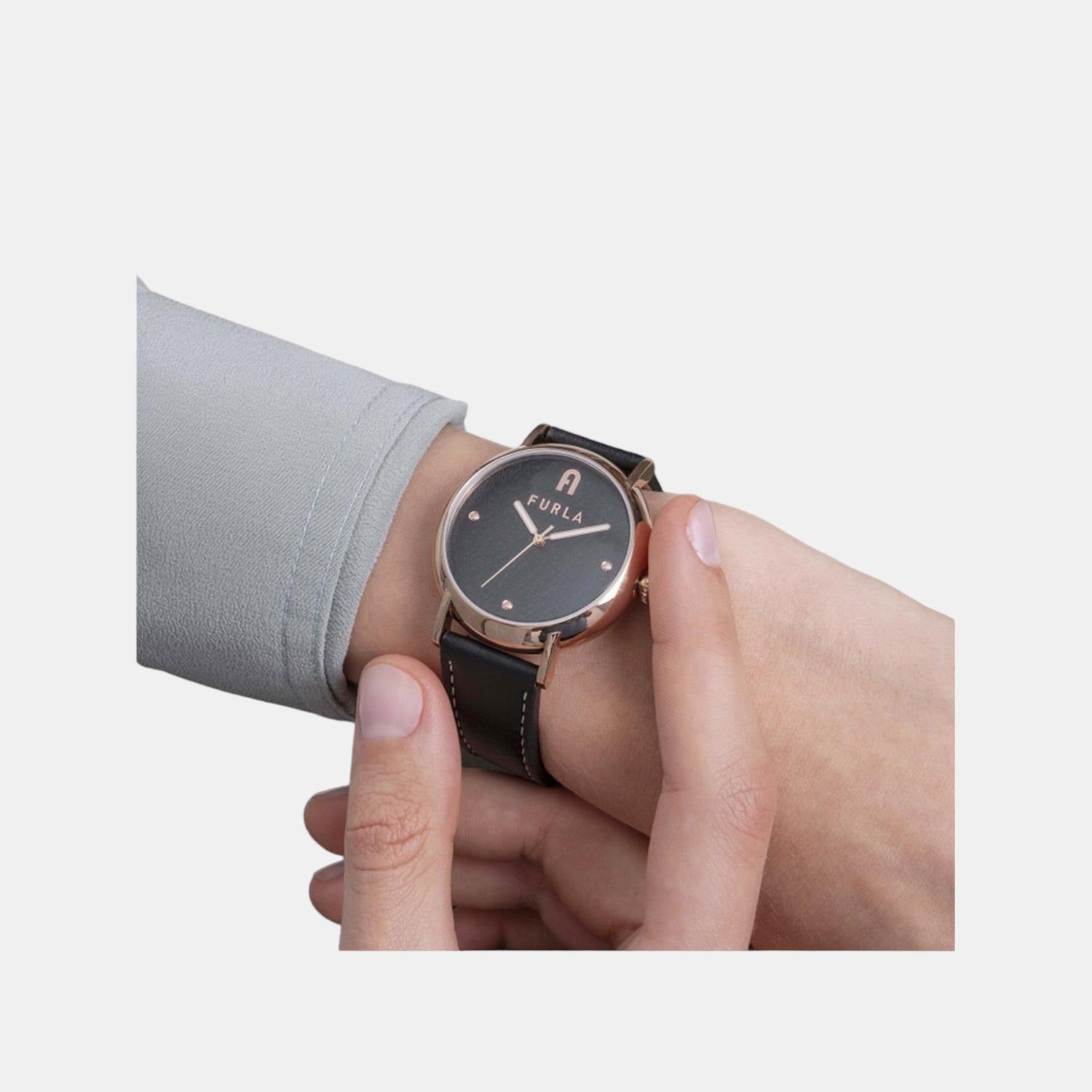 Furla Heritage Women Quartz Black Dial Analog Leather Watch WW00023013L3