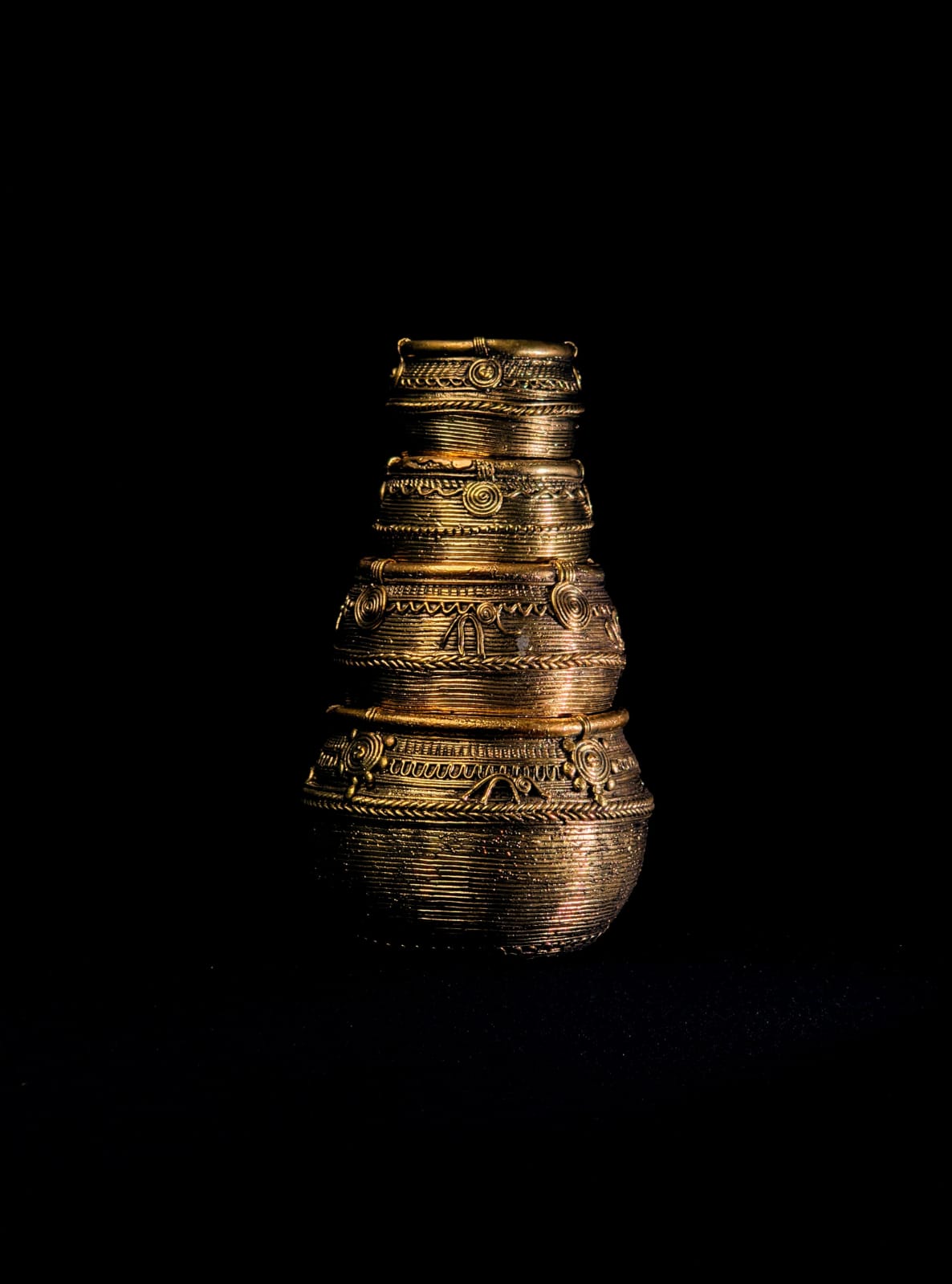 Handcrafted Dhokra Mana (Set of 4)