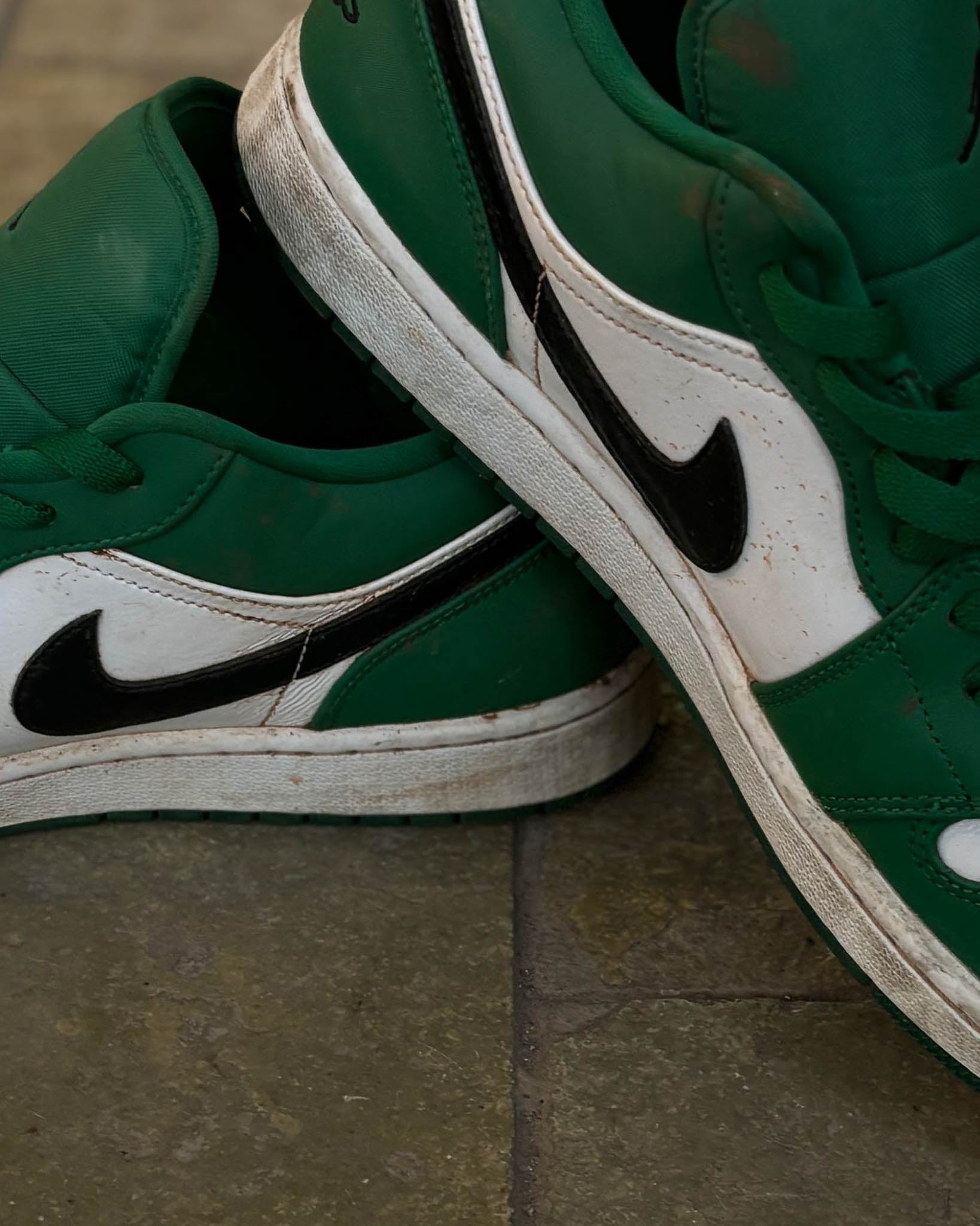 Nike Air Jordan 1 Low "Pine Green" Sneakers