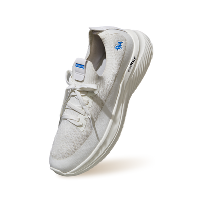 Ease Walk Sneakers : White