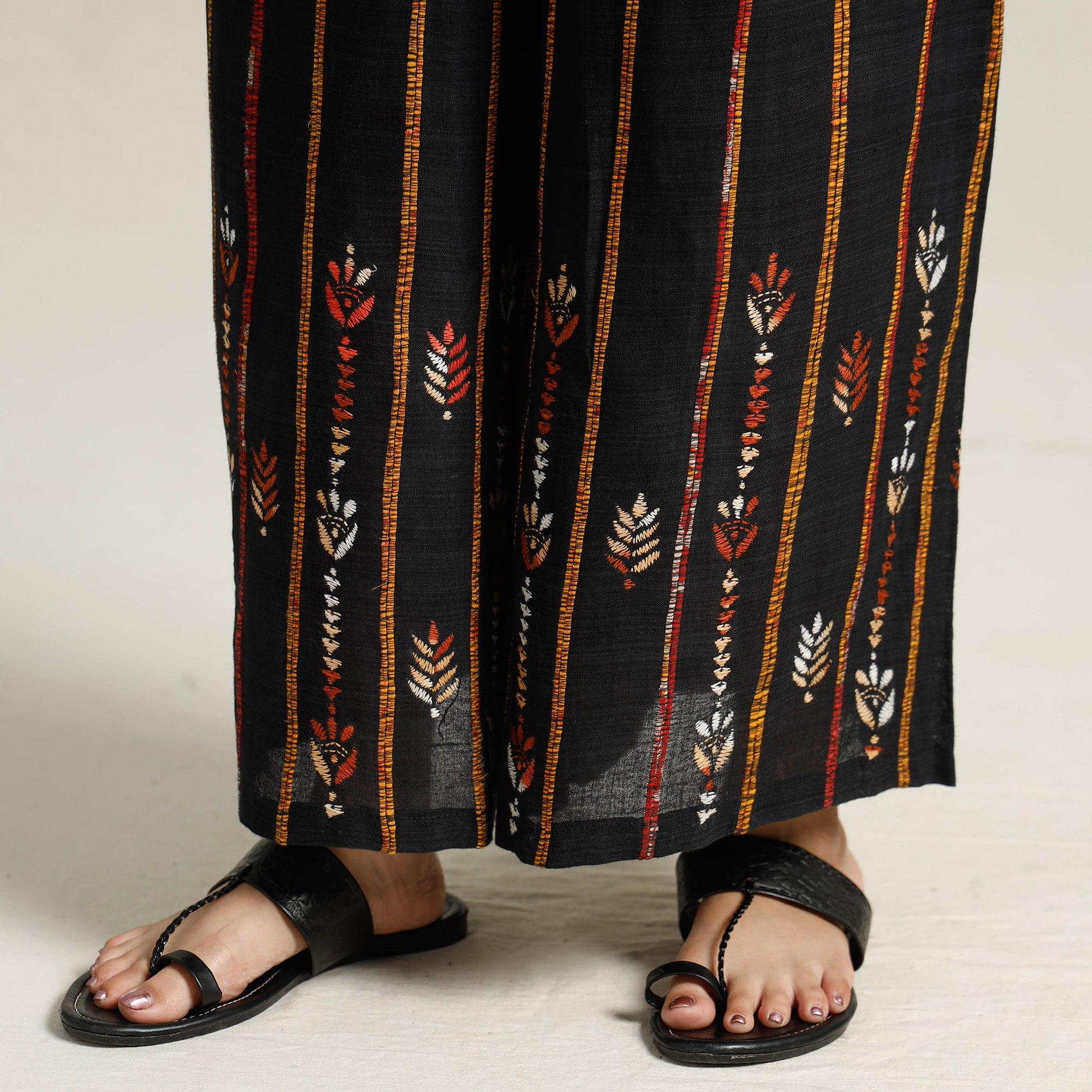 Black - Bengal Khesh Weaving Cotton Kantha Embroidery Palazzo 19