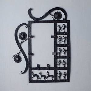 Bastar Tribal Wrought Iron Photo Frame (21 x 18 in)