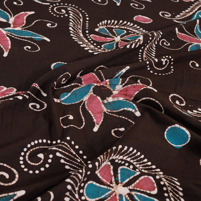 Brown - Hand Batik Printed Cotton Double Bed Cover with Pillow Covers (104 x 90 in)