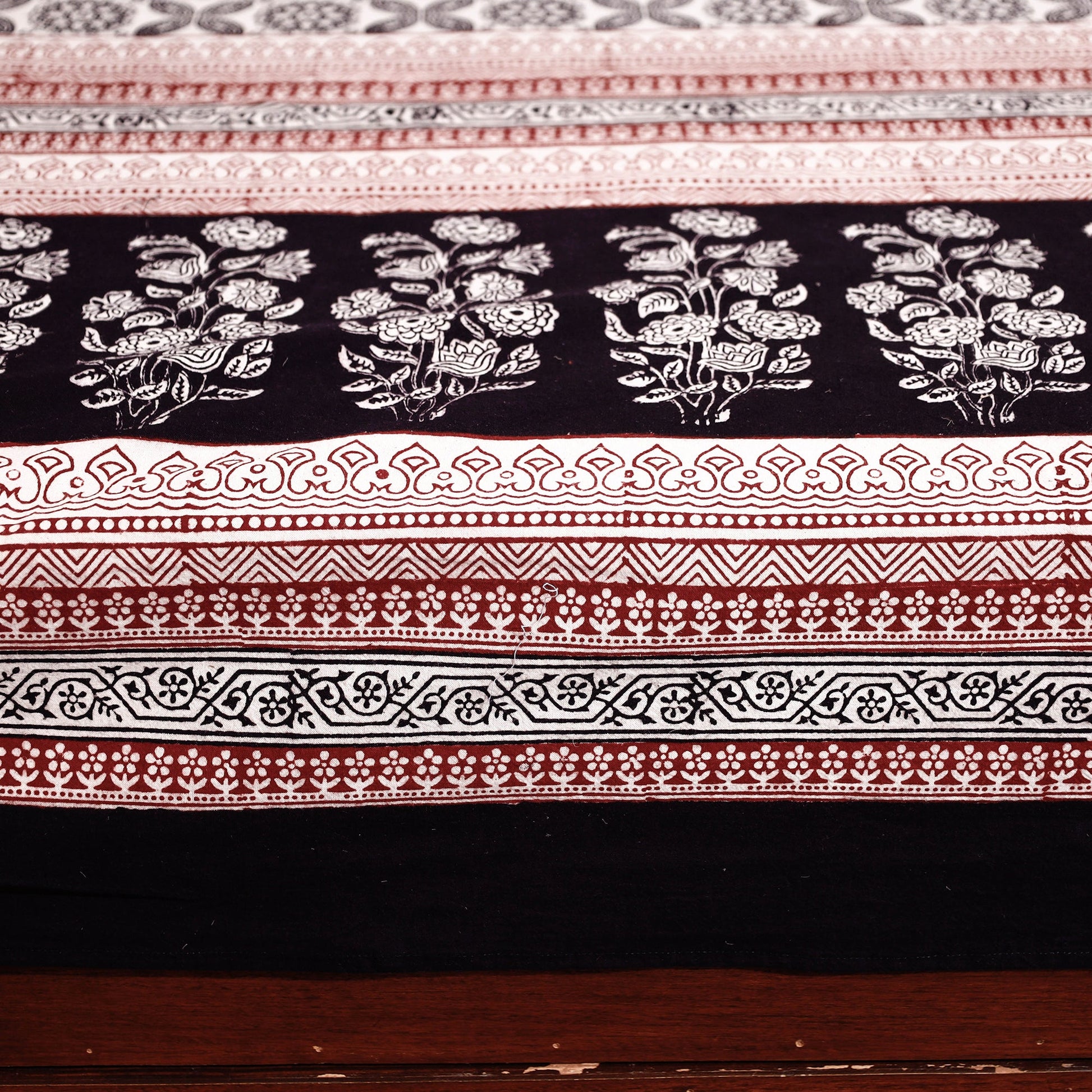 Beige - Bagh Block Printed Cotton Double Bed Cover with Pillow Covers (113 x 93 in)