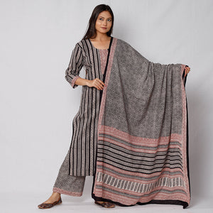 Black - Bagh Block Printed Cotton Kurta with Palazzo & Dupatta Set 15