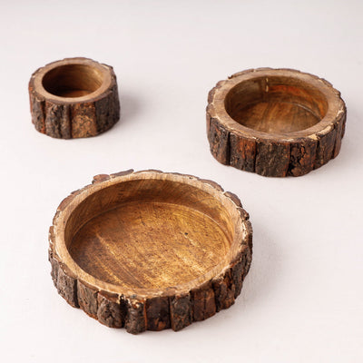 Brown - Handcrafted Mango Wooden Bowls (set of 3)