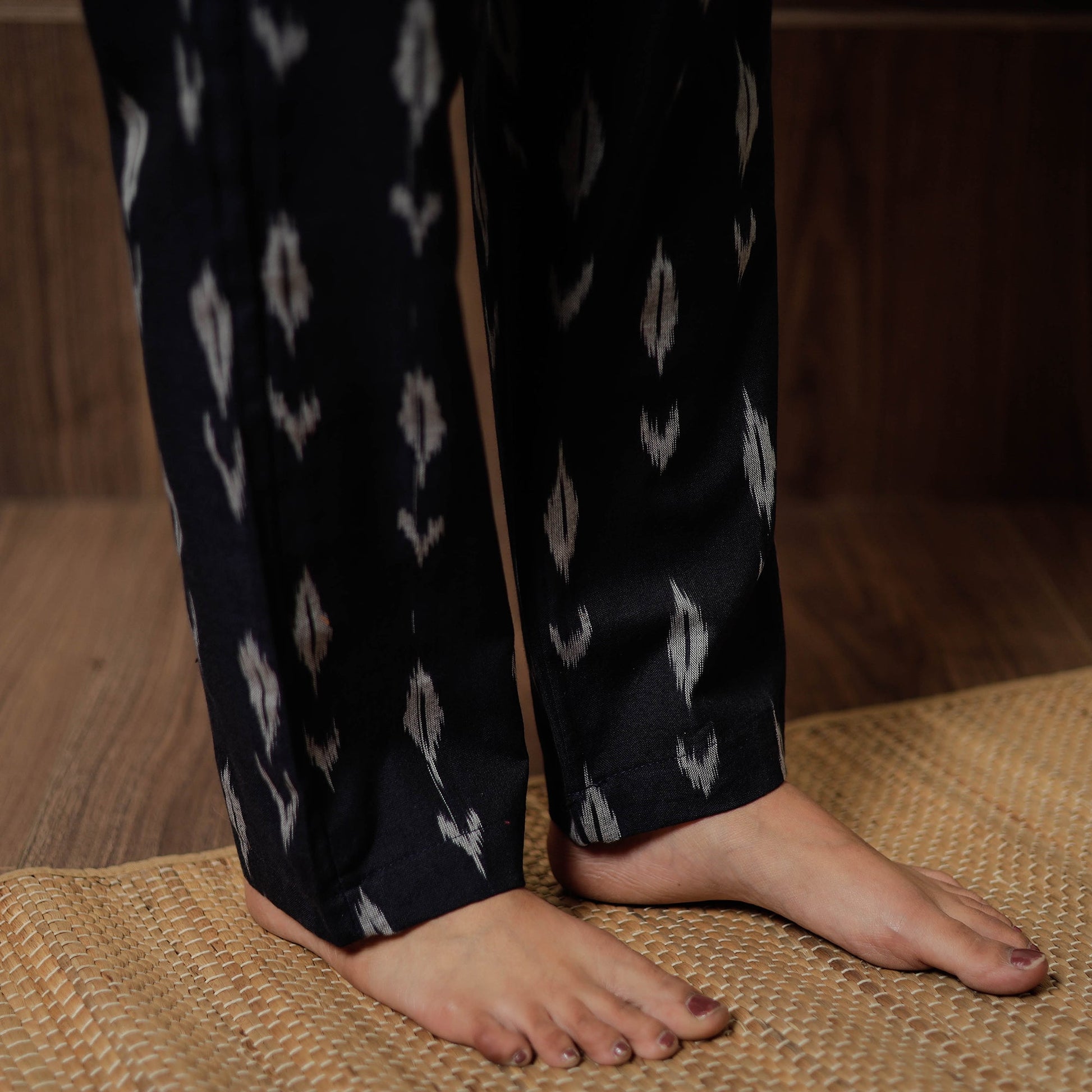 Black - Pochampally Ikat Cotton Top & Pyjama Night Suit Set 18