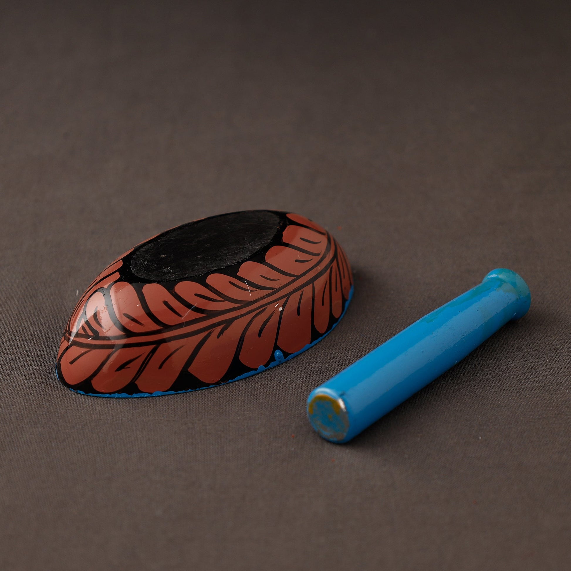 Bengal Patua Handpainted Mortar and Pestle Set 17