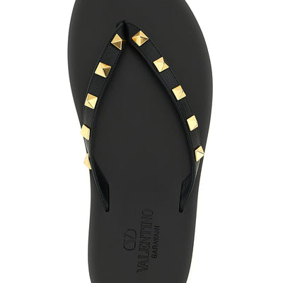Valentino Garavani Thong Rockstud Sandals