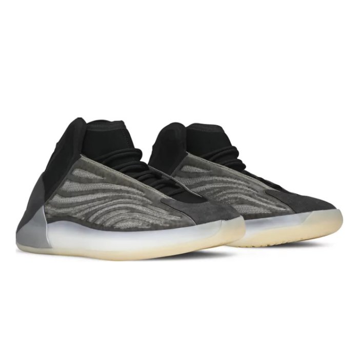 Yeezy QNTM Barium
