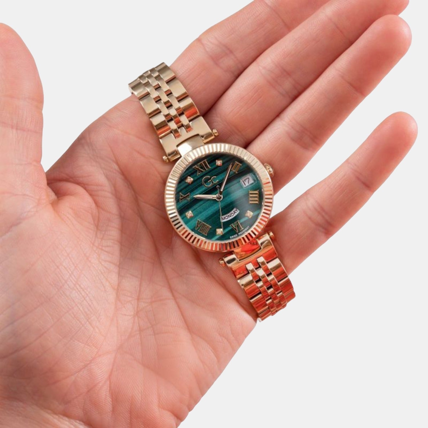 Flair Women Quartz Green Dial Analog Stainless Steel Watch Z01006L9MF