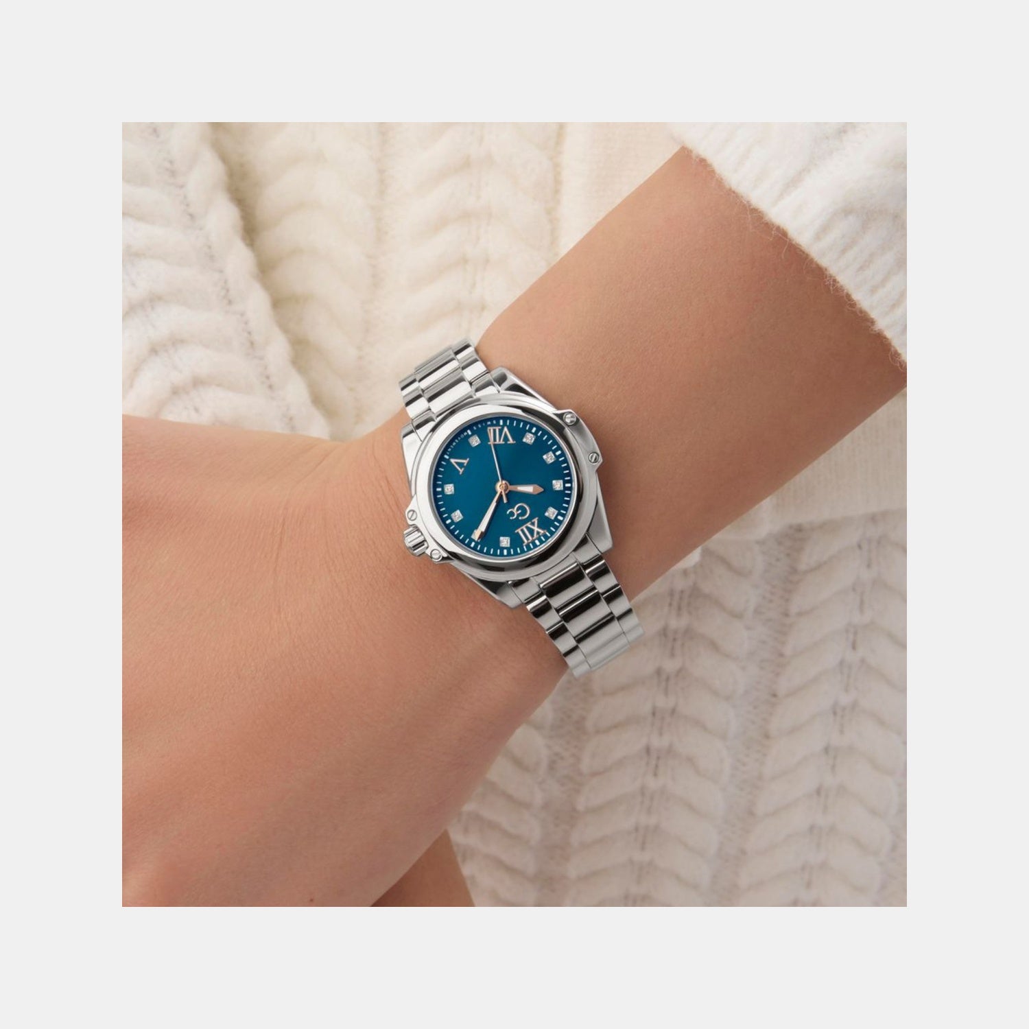 Gc Bolt Lady Mini Women Quartz Blue Dial Analog Stainless Steel Watch Z58004L7