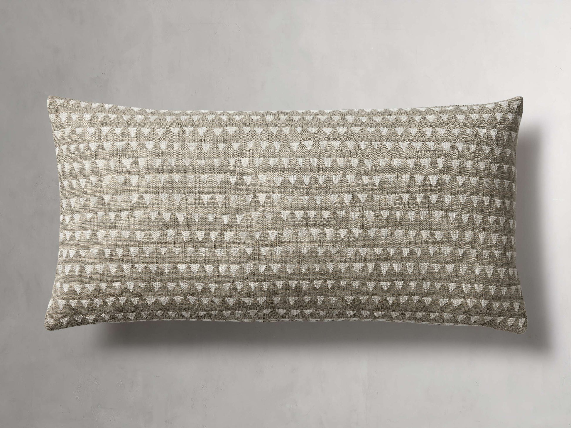 Banyon Lumbar Pillow
