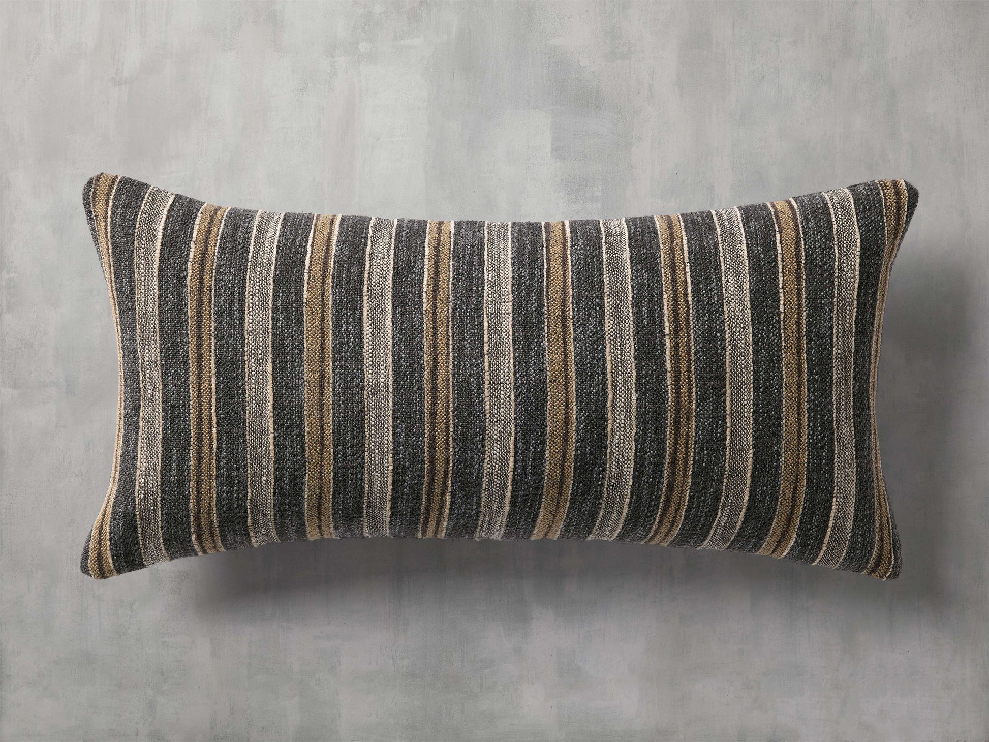 Valla Lumbar Pillow