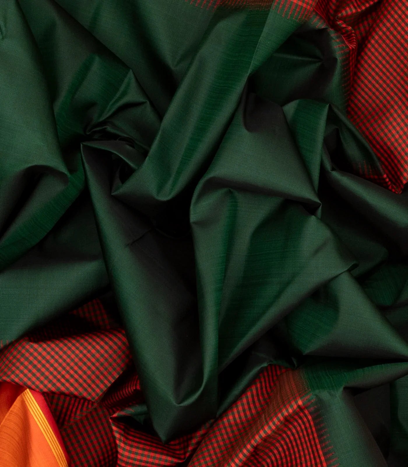 Bottle Green Handloom Kanchipuram Silk Saree With Checks Border