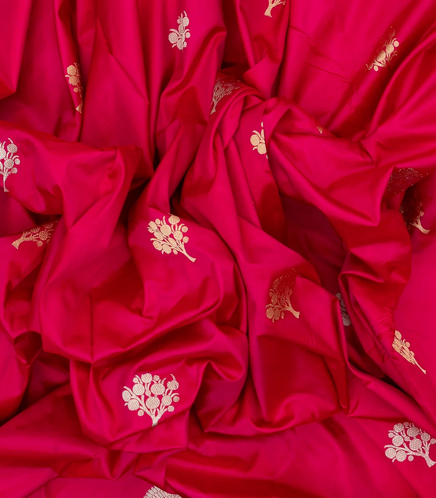 Pink Handloom Banarasi Silk Saree With Floral Buttas