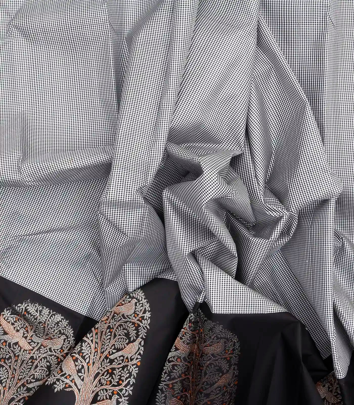 Black Handloom Kanchipuram Korvai Silk Saree With Checks