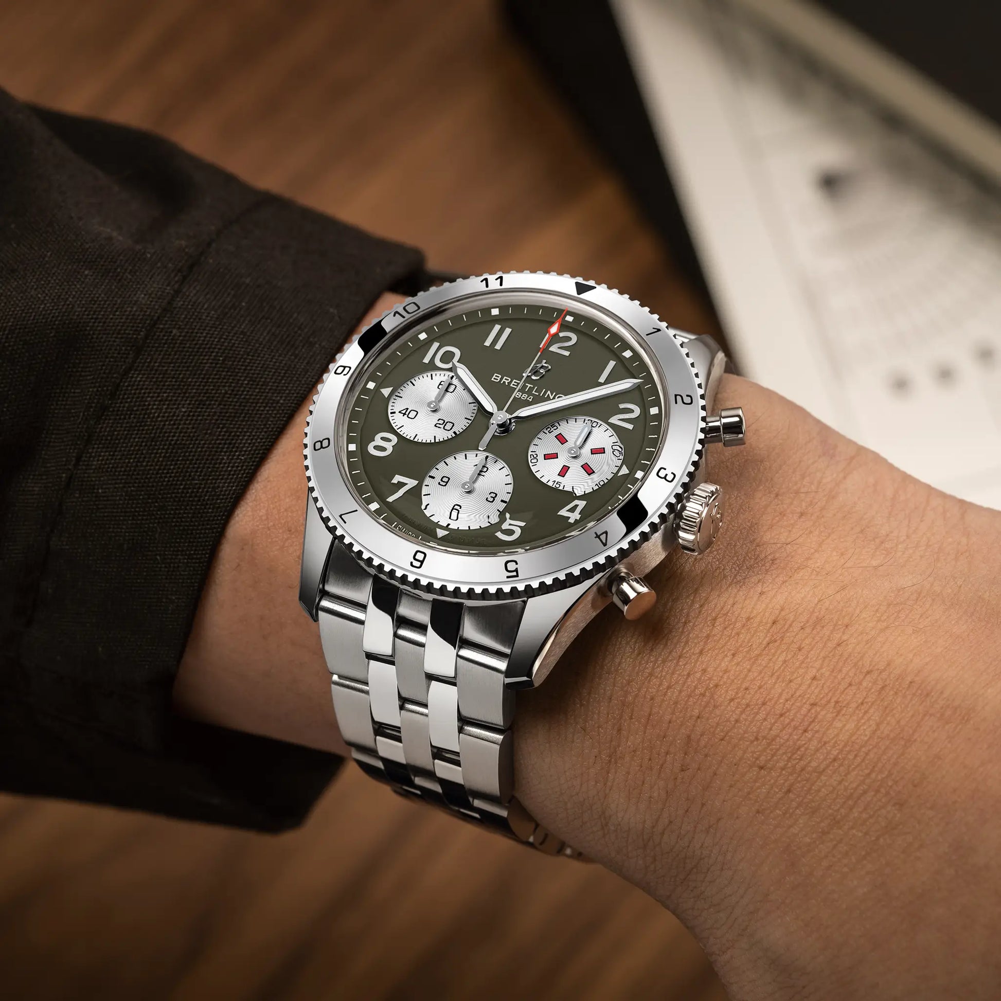 Breitling Classic AVI Chronograph 42 Curtiss Warhawk DIAL MEN 42mm A233802A1L1A1