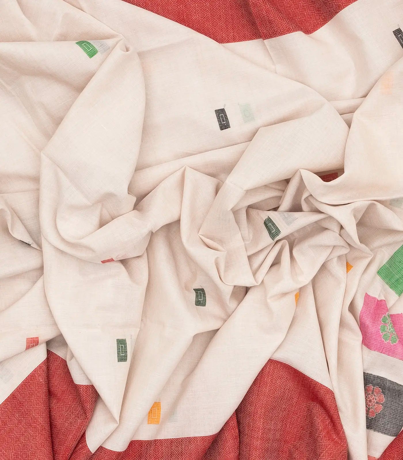 Off White Handloom Bengal Cotton Saree With Contrast Border