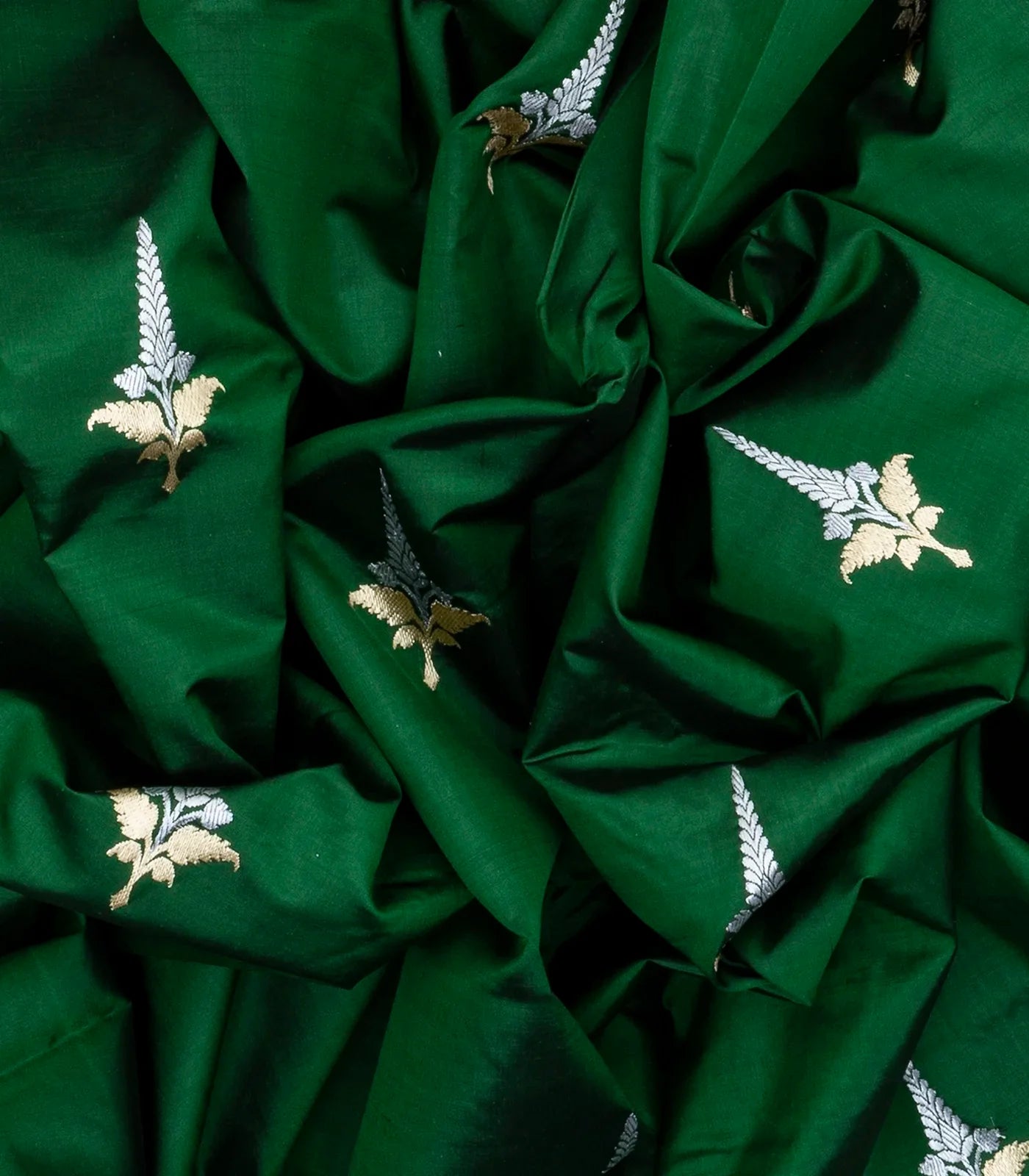 Dark Green Handloom Banarasi Silk Saree With Floral Buttas