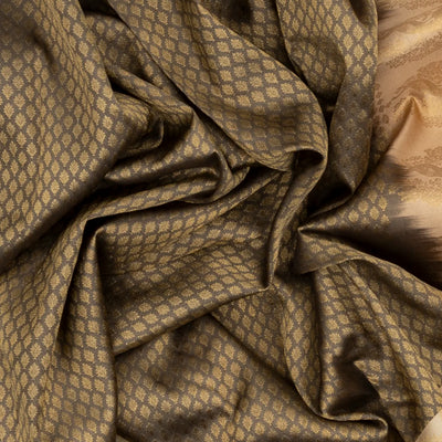 Dark Grey  Handloom Kanchipuram Silk Saree With Floral Motifs