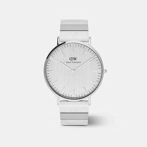 Classic Men Quartz Silver Dial Analog Stainless Steel Watch DW00100775