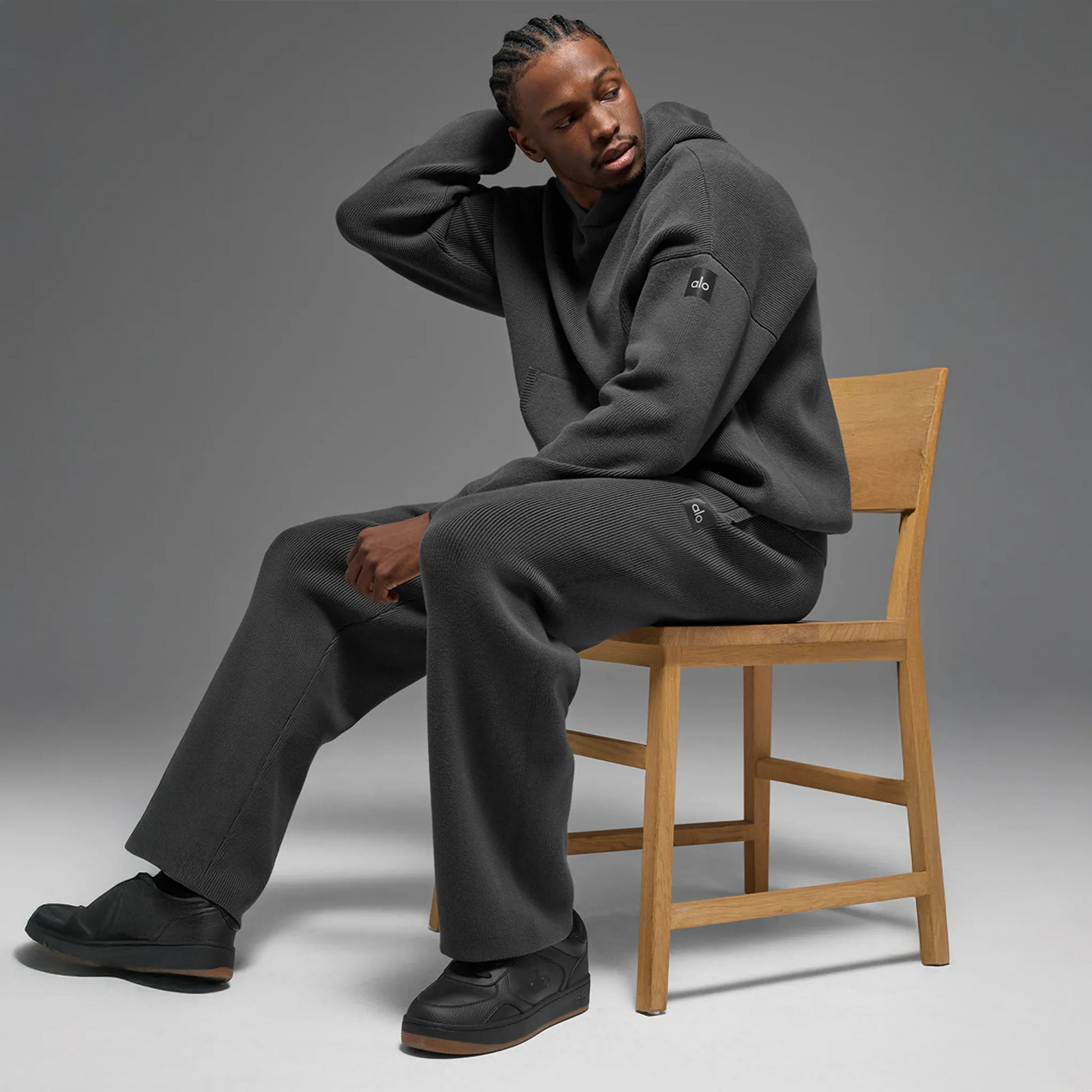 Alo Yoga Scholar Anthracite Hoodie