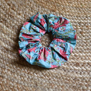 Awaken, Love (Scrunchies)