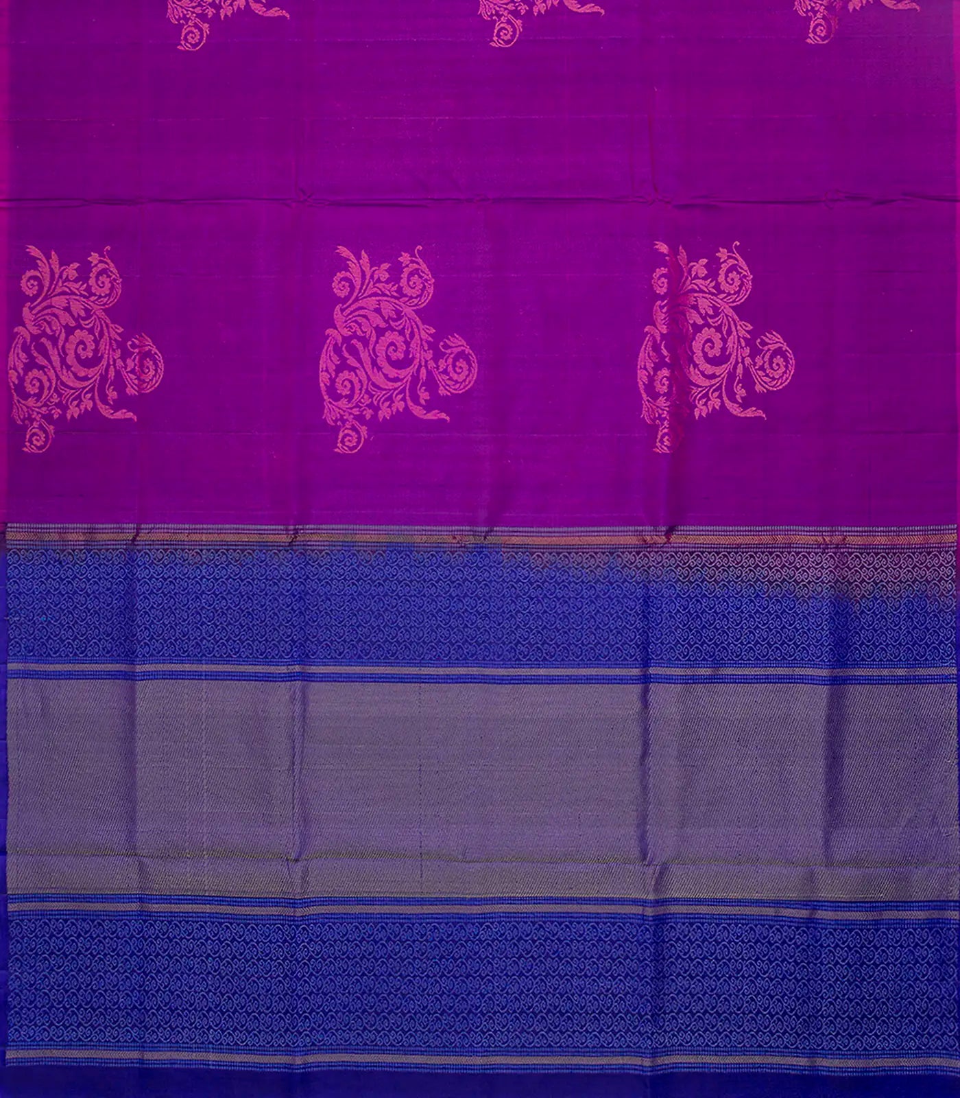 Magenta Handloom Soft Silk Saree With Floral Zari Butta -Magenta