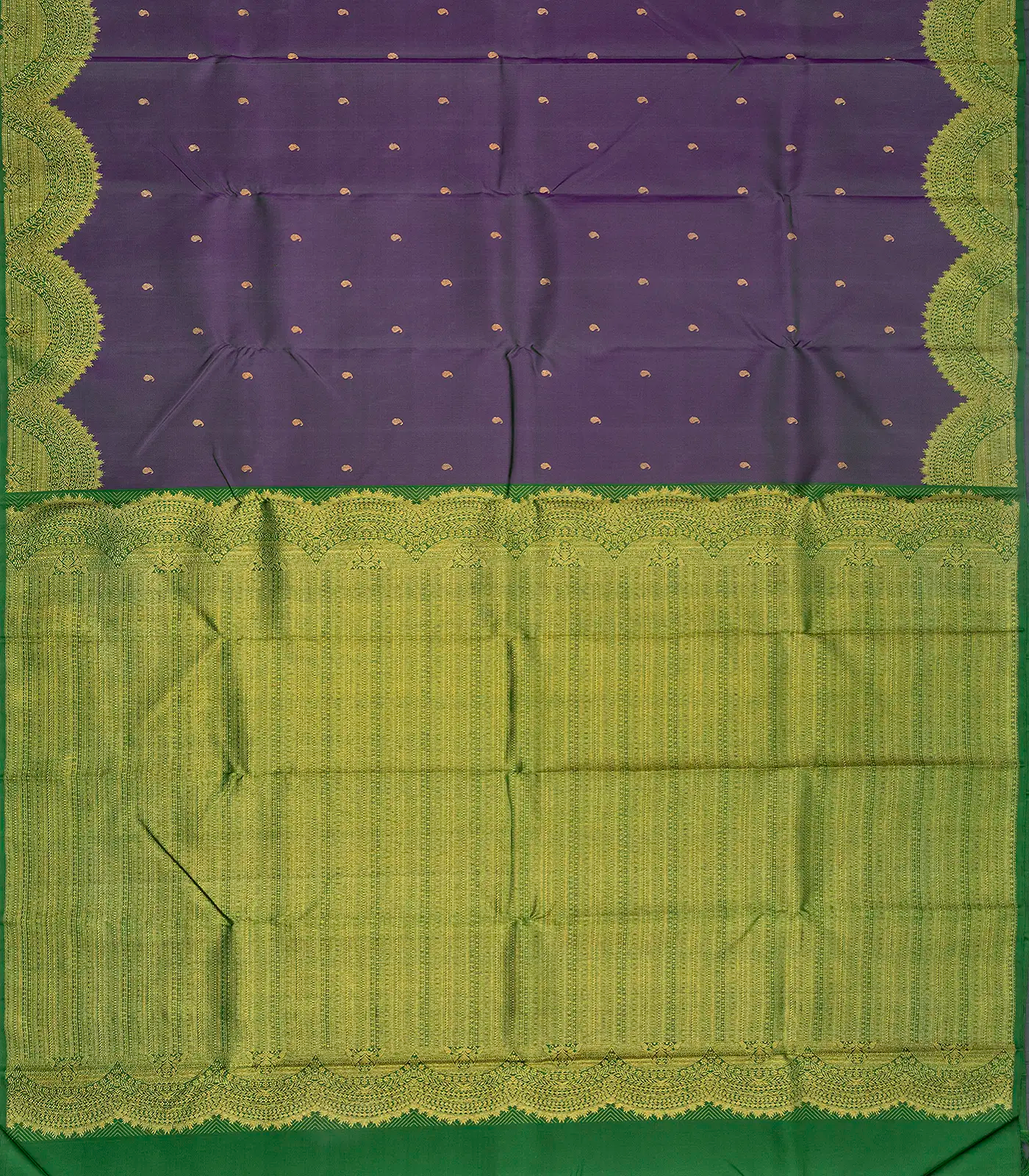 Magenta Handloom Kanchipuram Silk Saree With Mango Buttas