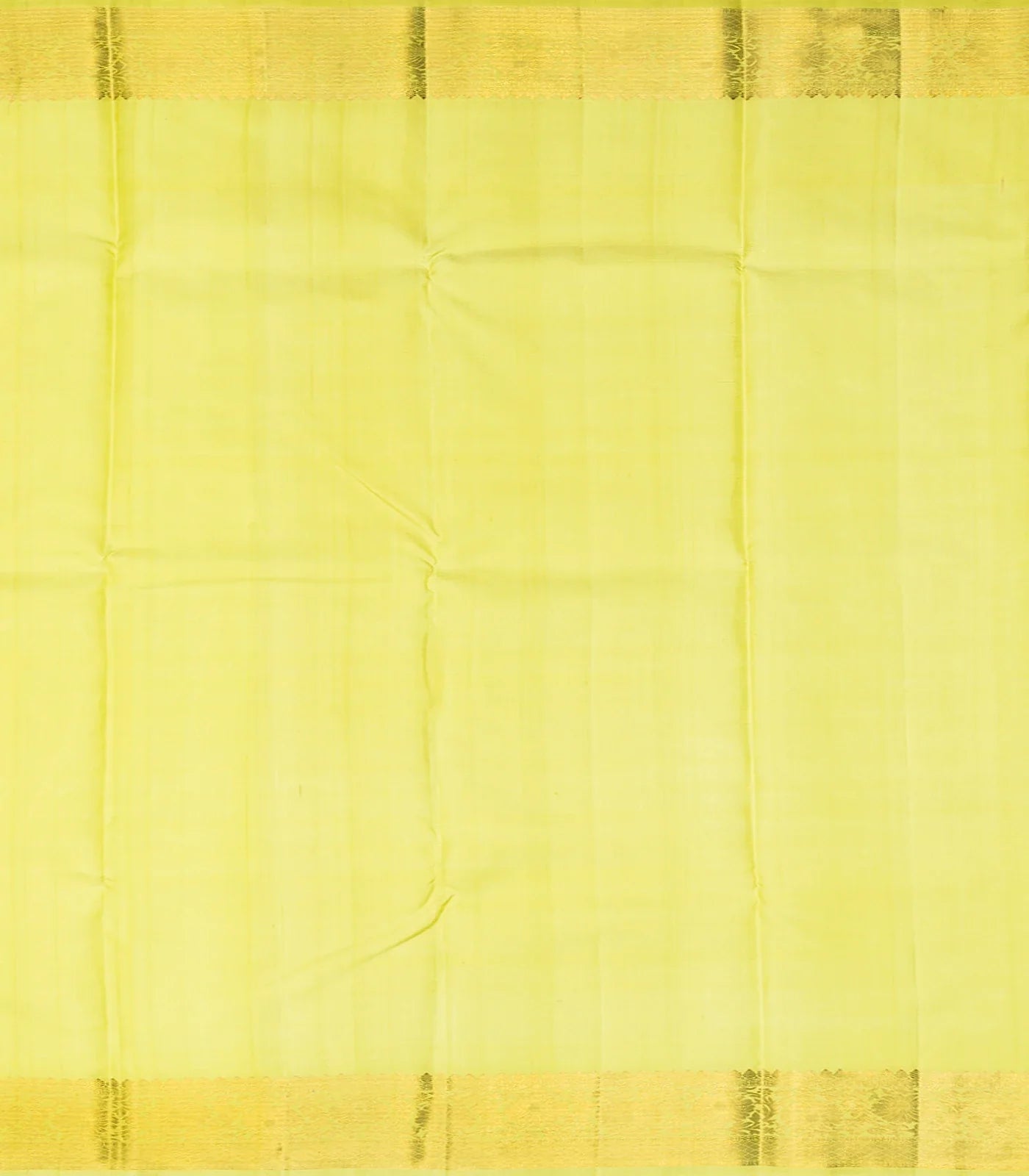 Pista Green Handloom Kanchipuram Silk Saree With Floral Motifs