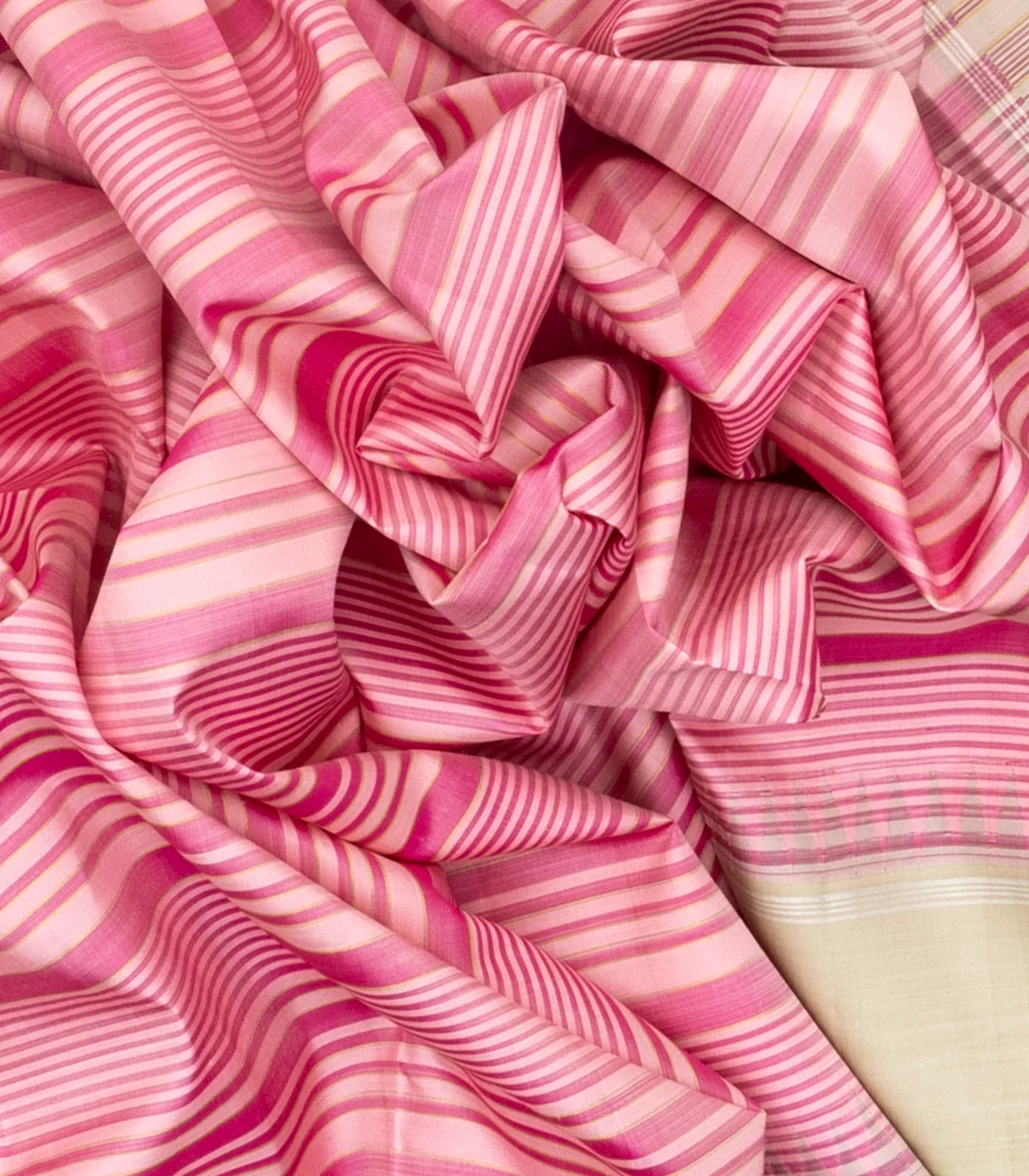 Bubble Gum Pink Handloom Kanchipuram Silk Saree With Stripes