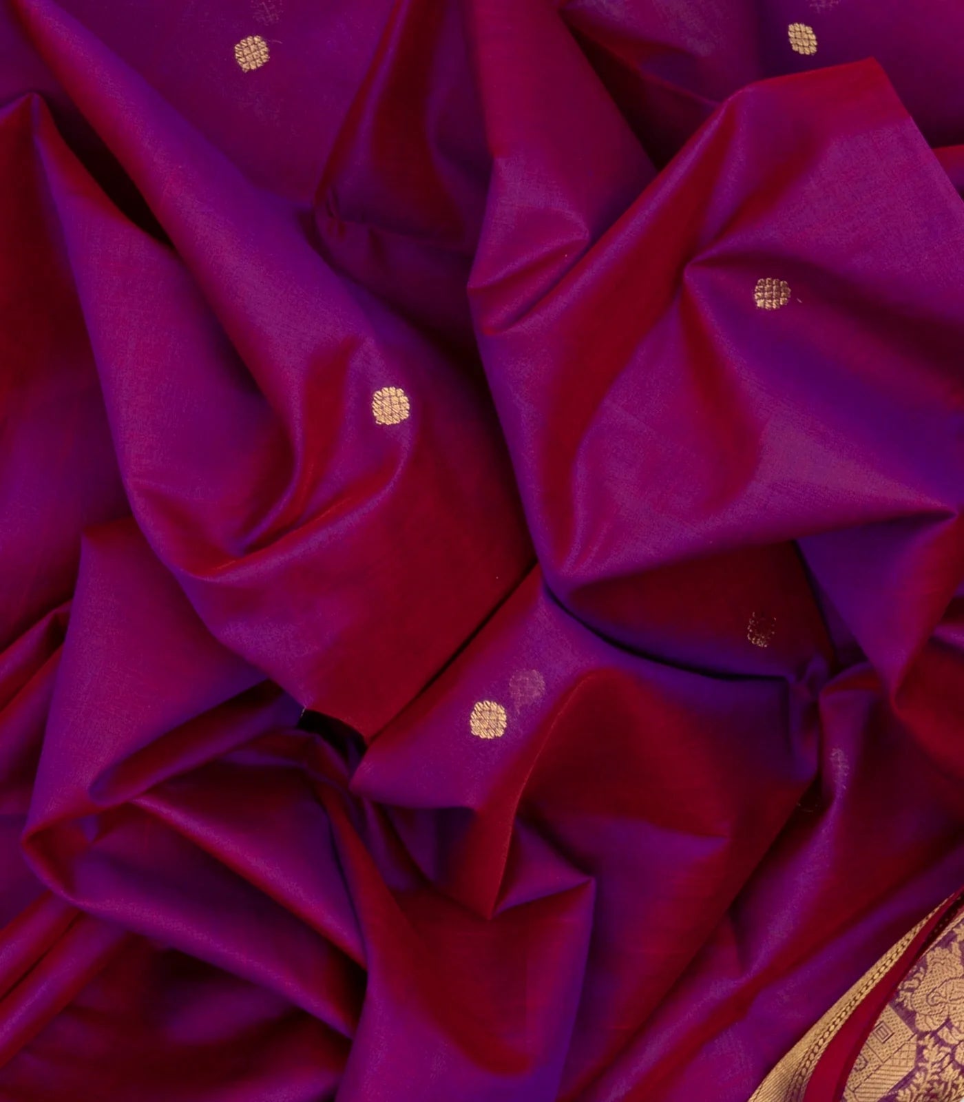 Purple Handloom Silk Cotton Saree With Kamalam Zari Buttas