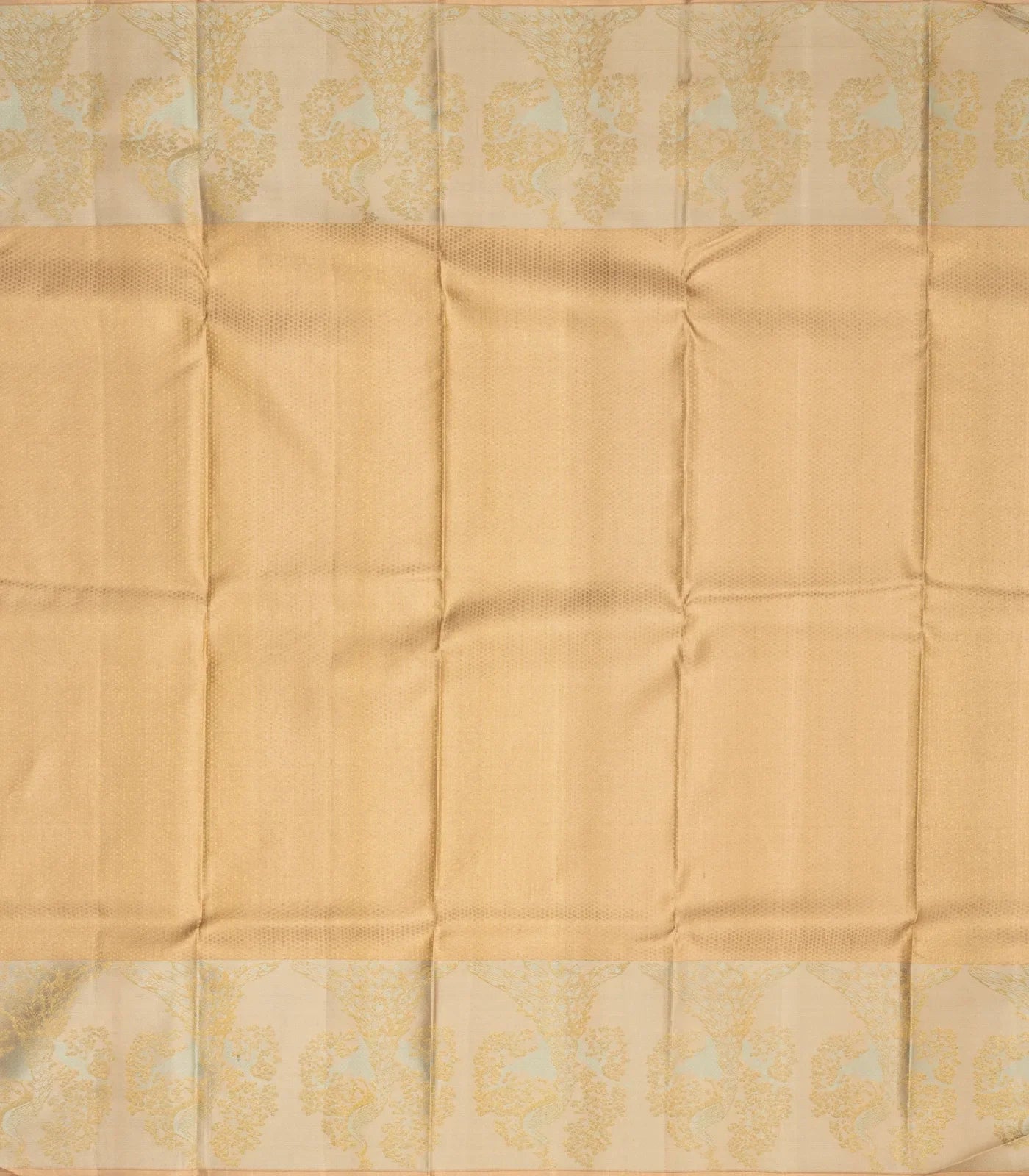 Dark Grey  Handloom Kanchipuram Silk Saree With Floral Motifs