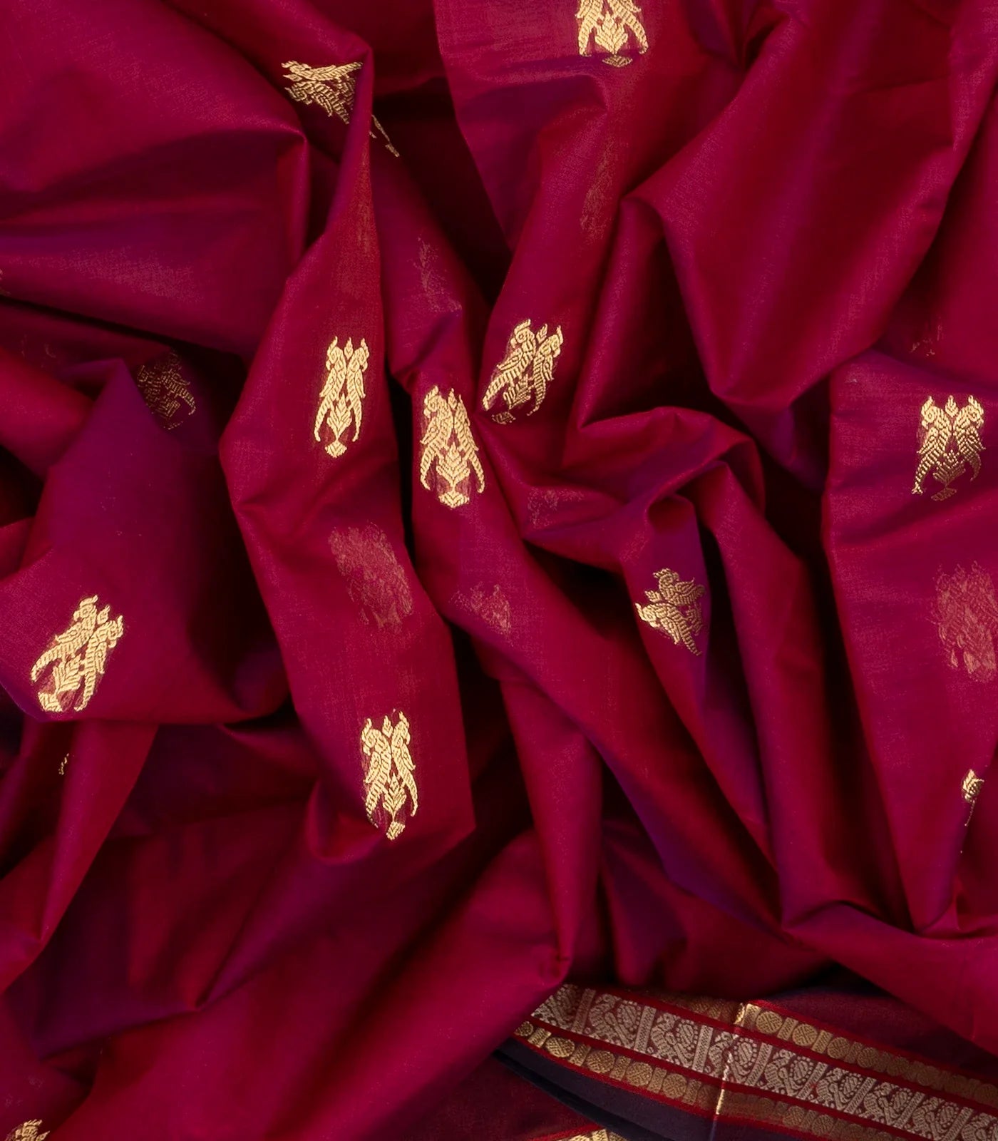 Pink Handloom Silk Cotton Saree With Parrot Buttas