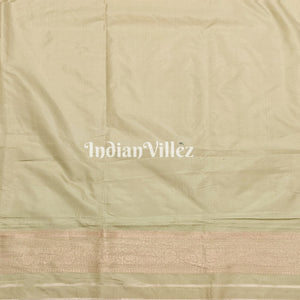 Exclusive Floral Design Banarasi Silk Saree With Tissue Work