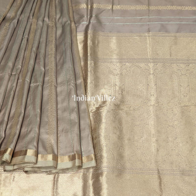 Carley's Rose Gold Designer Banarasi Katan Silk Saree With Small Border