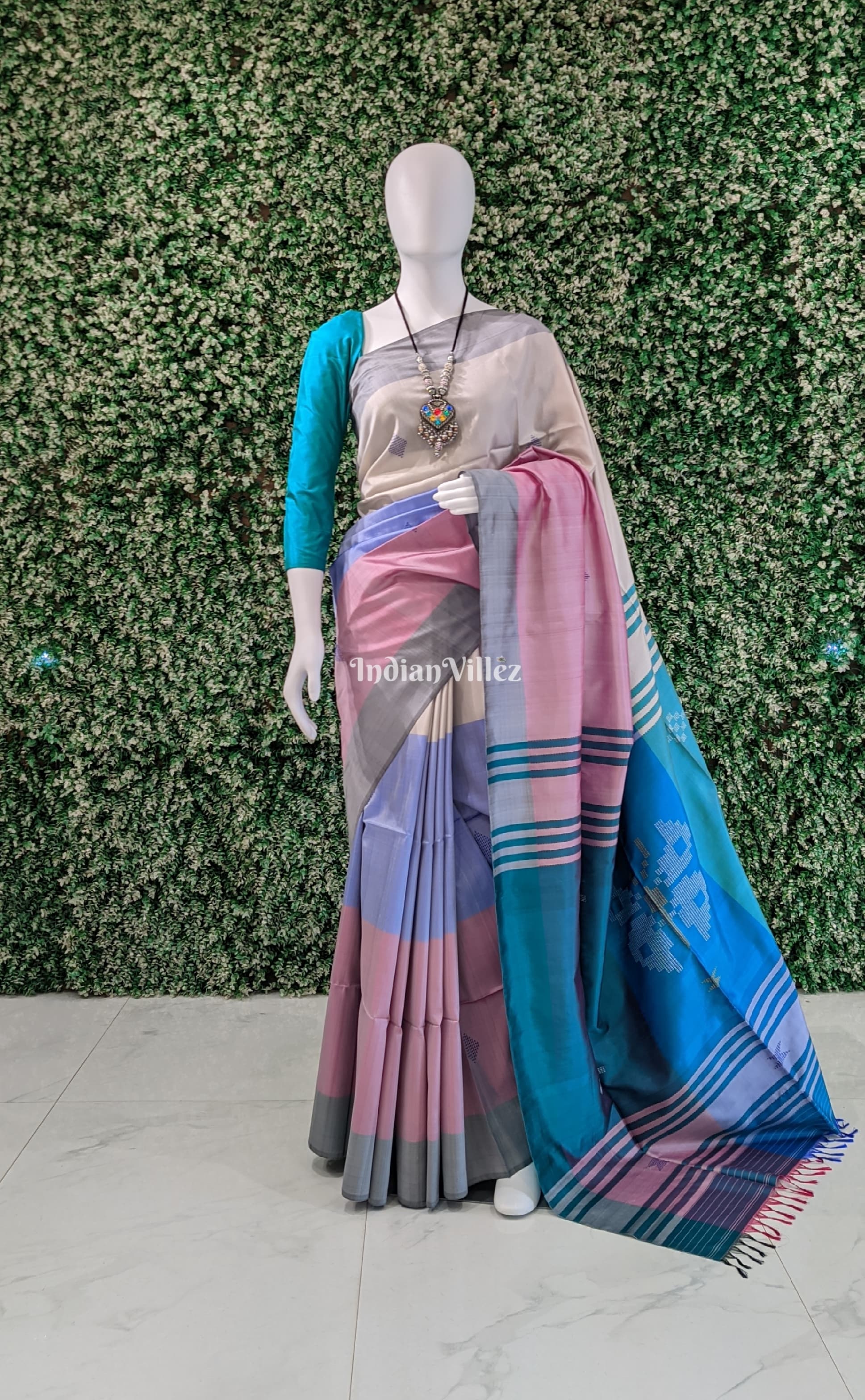 Dodger & Columbia Blue Handloom Bishnupuri Silk Saree