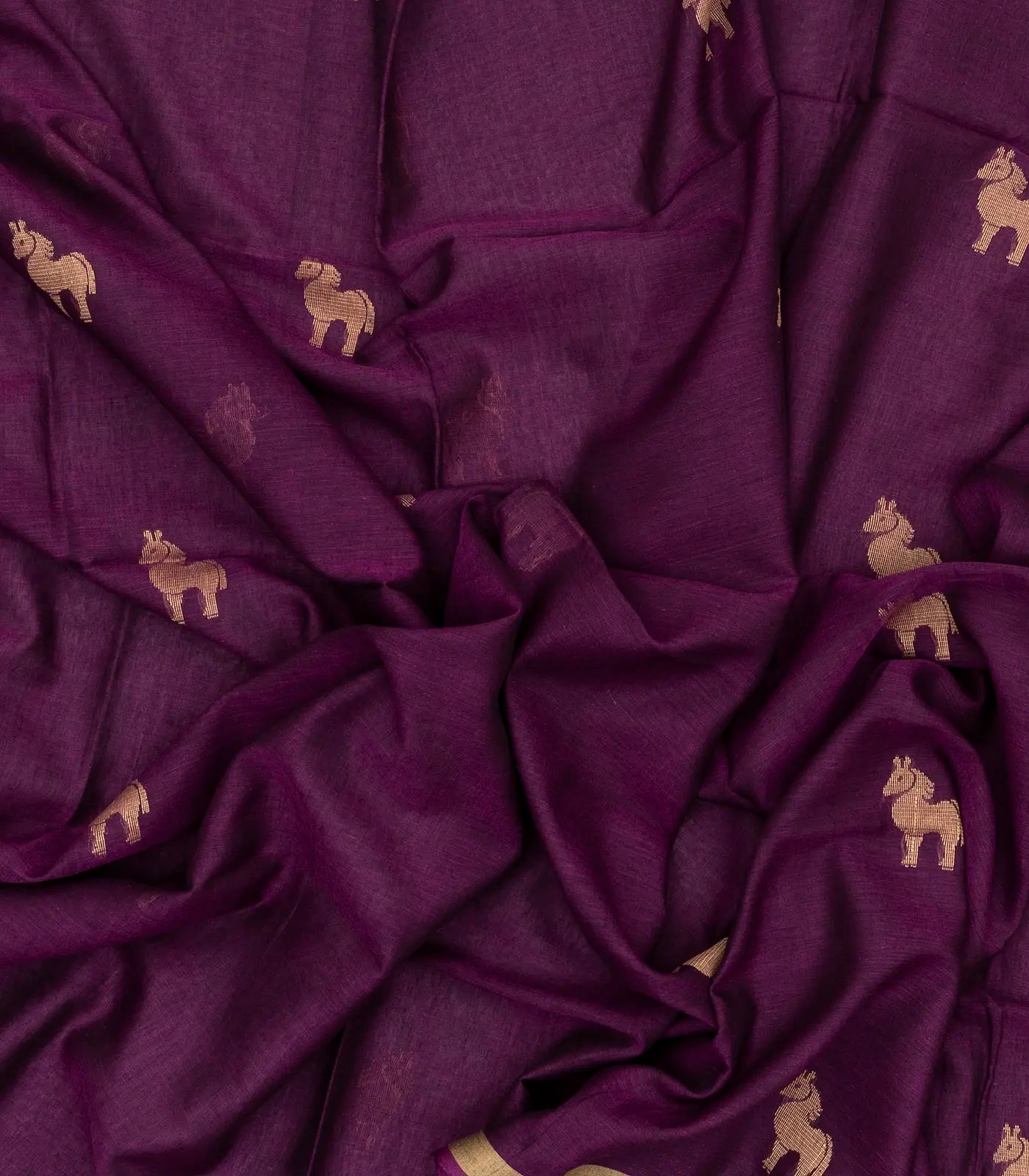 Magenta Handloom Bengal Cotton Saree With Horse Blouse