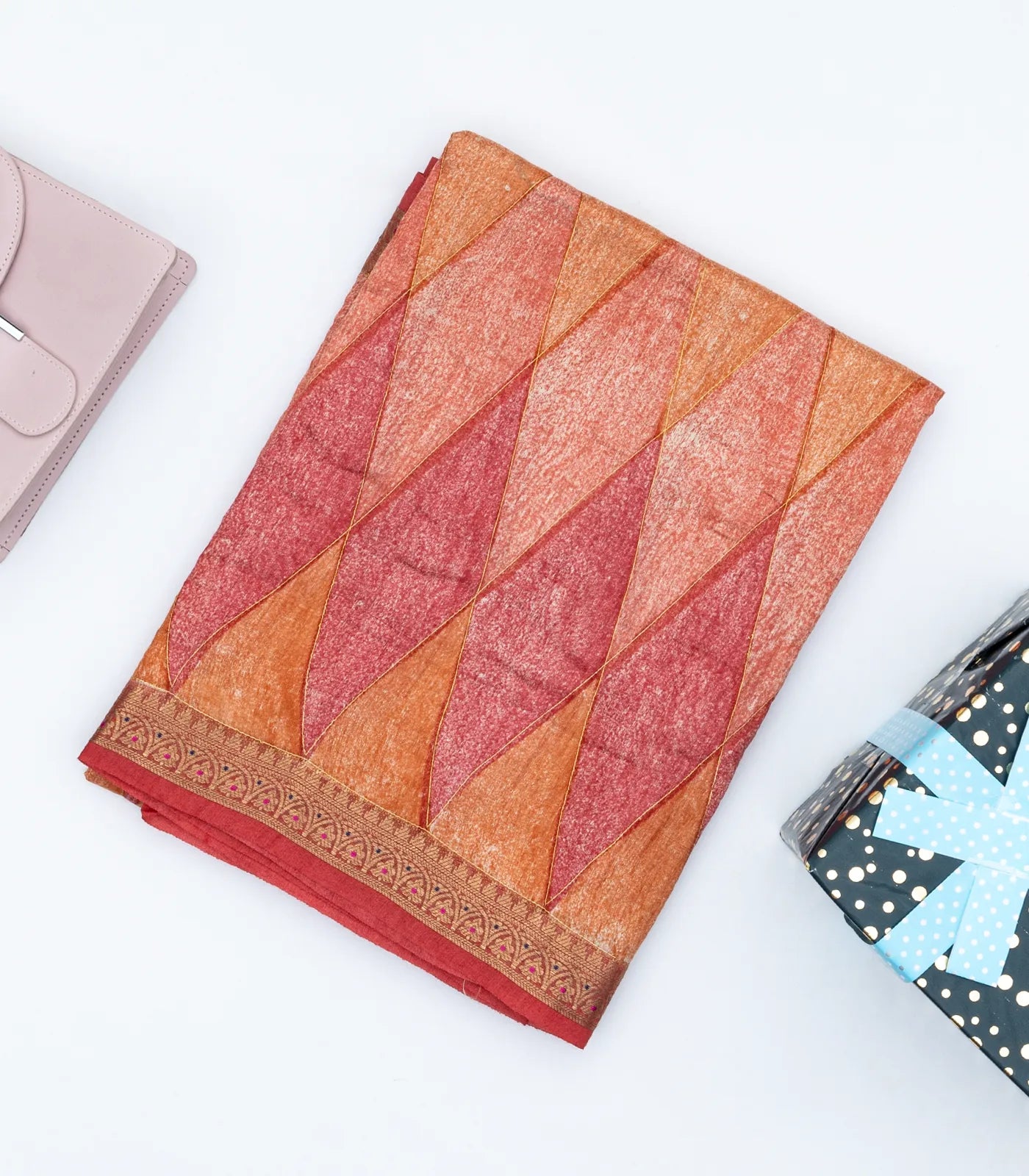 Pink Handloom Tussar Silk Saree Printed With Diamond Motifs