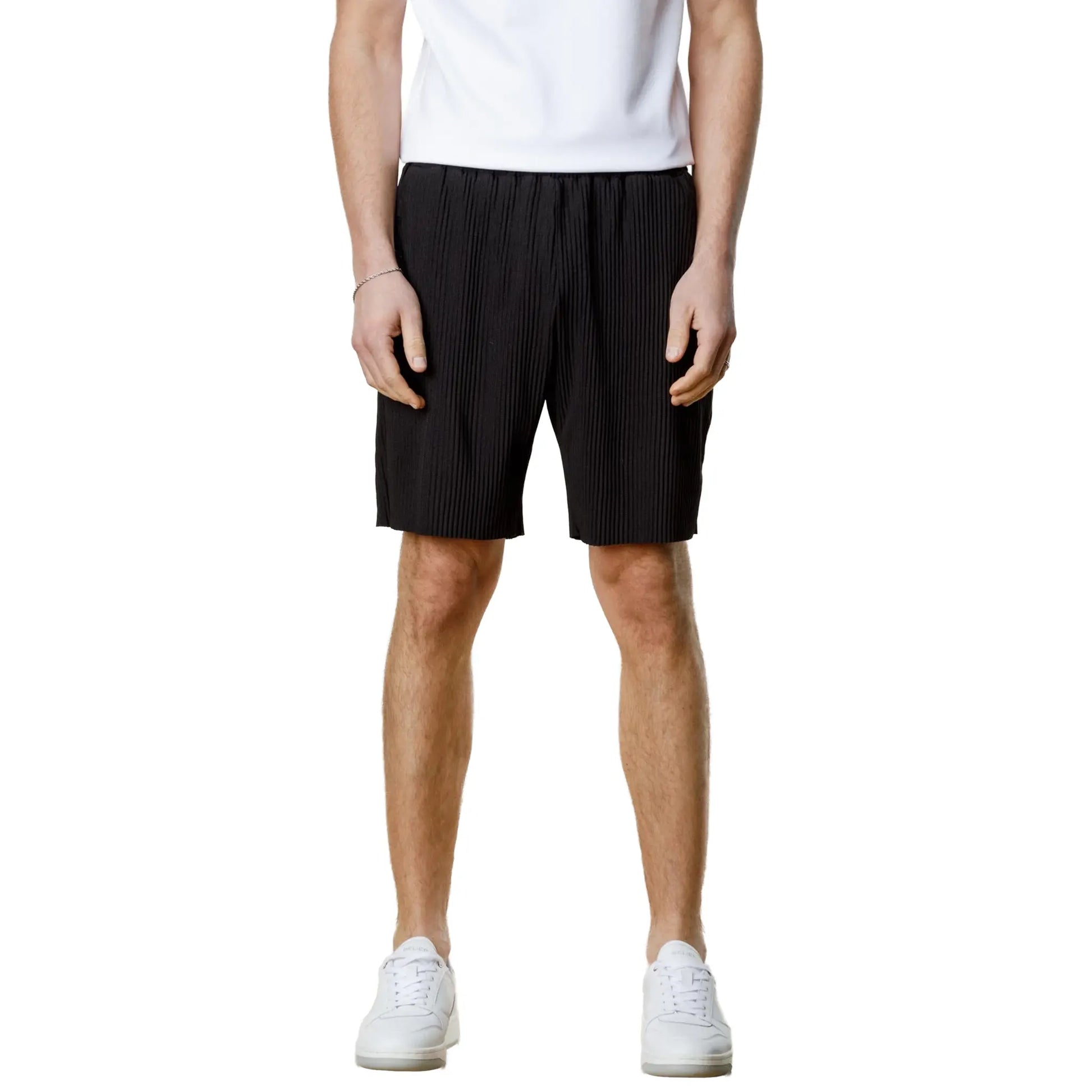 Belier Pleated Black Shorts