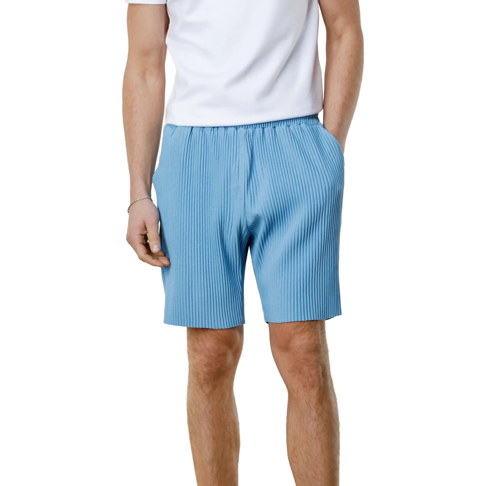 Belier Pleated Light Blue Shorts