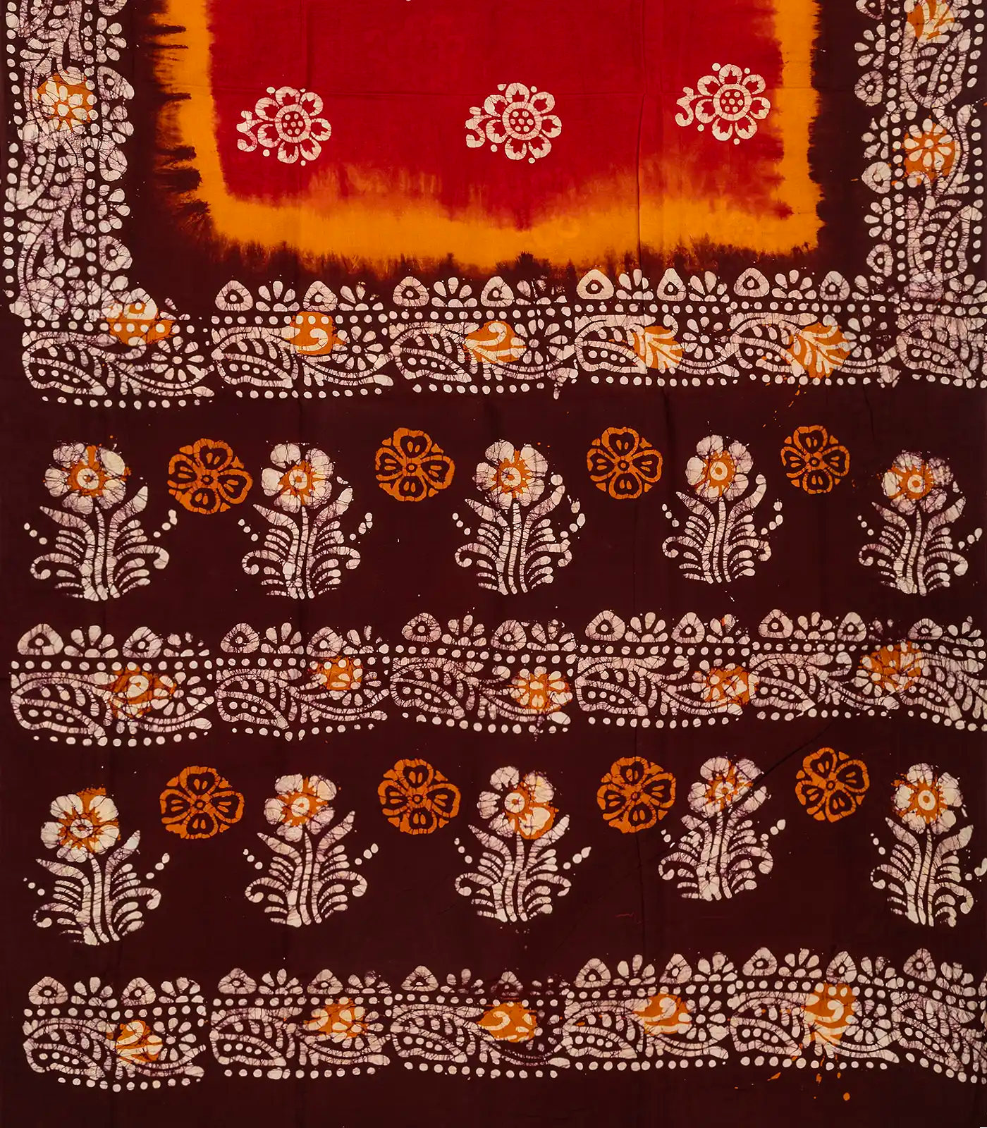 Red  Sungudi  Cotton Saree With Floral Motifs