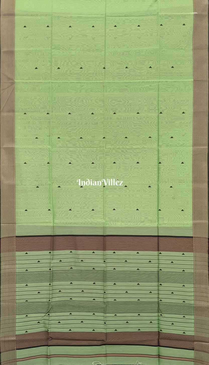 Parrot Green Maheshwari Handloom Saree