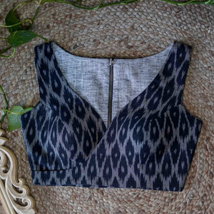 Black and Grey Alat Palat
